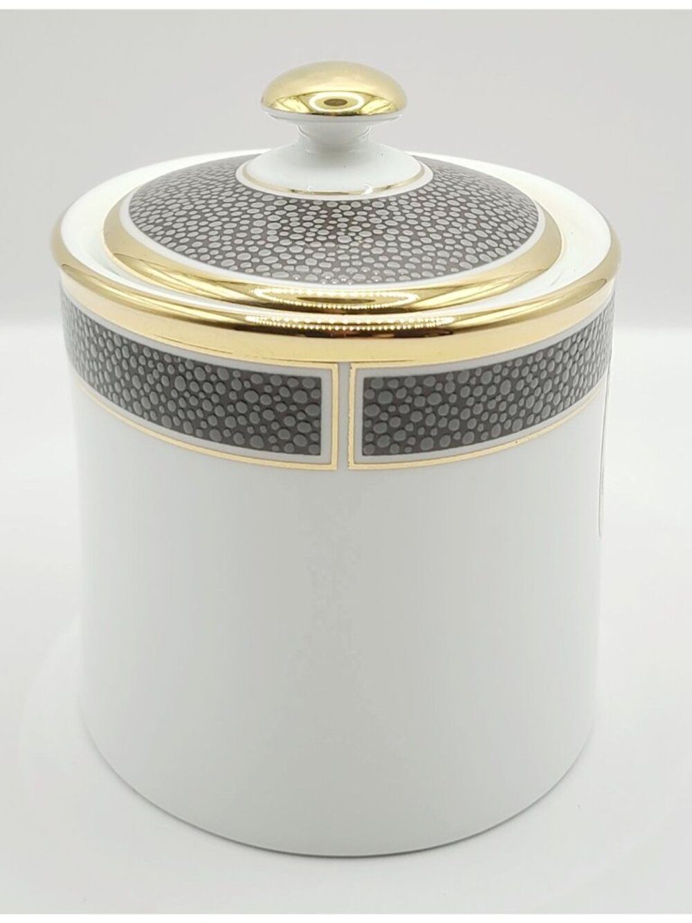 Wedgwood Shagreen Cocoa Sugar Bowl With Lid Chocolate Gold Porcelain New W/ Tags - Picture 2 of 9